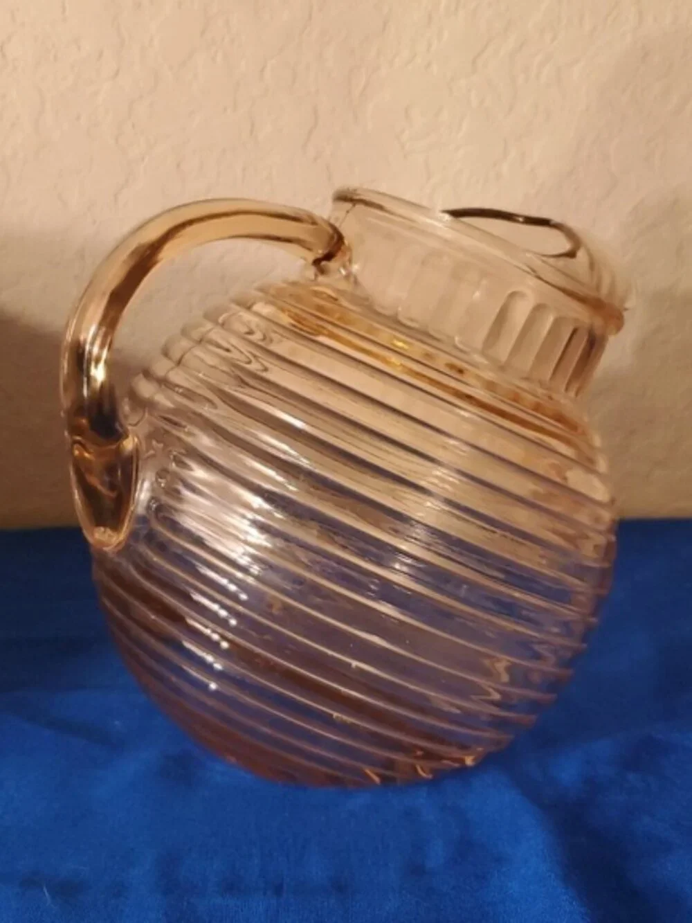 VTG Anchor Hocking Manhattan Pink Depression Glass Tilted Ball Pitcher 80 oz Ice